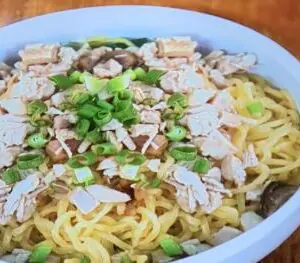 Bakmi Ayam Jamur (Chicken Noodle) by My Delight