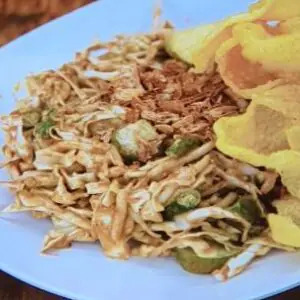 Kredok (Raw Veges with Peanut Sauce) by My Delight