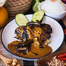 Iga Bumbu Kacang Shalom (Beef ribs with peanut sauce)