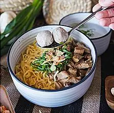 Mie Ayam Jamur Baso by Shalom