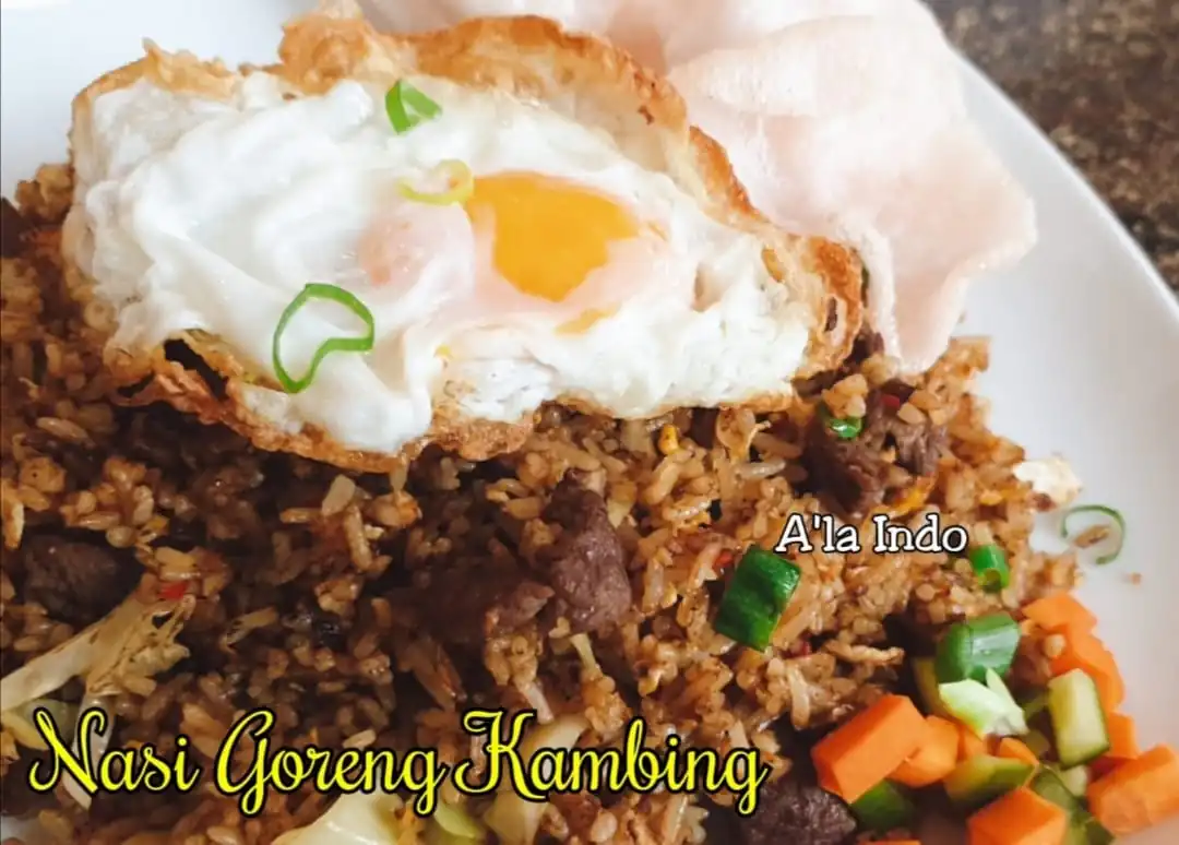 Nasi Siram (Egg Fried Rice in Thick Flavorful Sauce) - Image 2