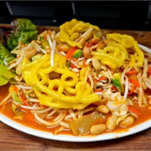Asinan Betawi (Pickled Vegetables served with Hot Peanut Sauce)