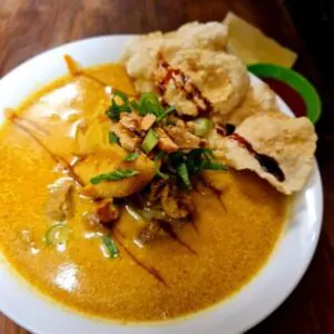 Soto Betawi (Beef & Tripe in Light Coconut Milk)