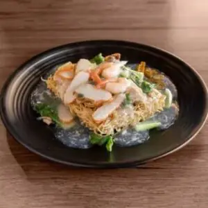 Combination crispy noodles