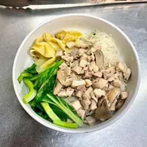 Bihun Ayam Jamur (Chicken Vermicelli) - My Delight Grab & Go